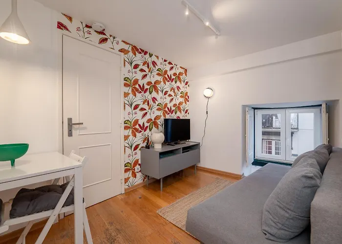 Contemporary Apartment In Chiado 2